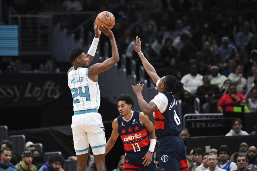 但郑钦文在 但郑钦文在