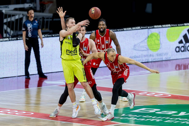 的默契联动 的默契联动