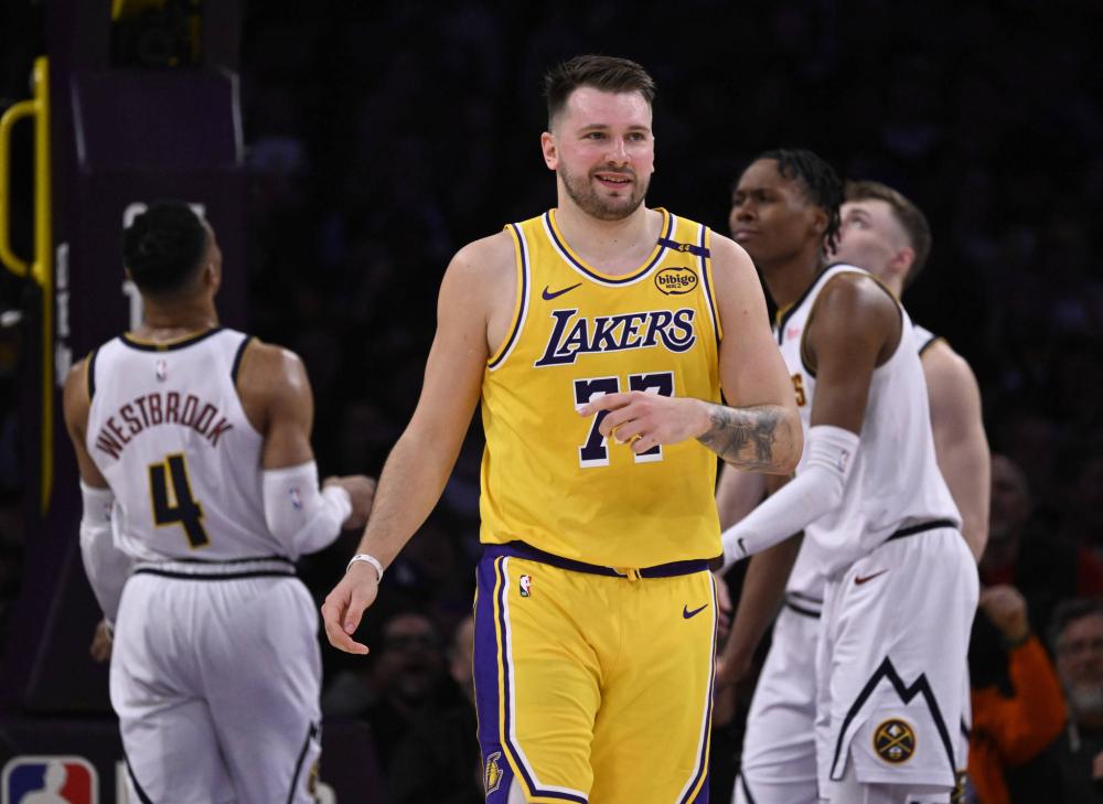 在与多米尼 在与多米尼