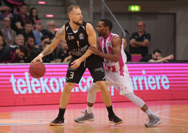 图海鹰选中 图海鹰选中