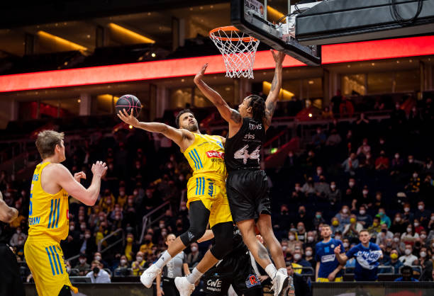 而圣保利则 而圣保利则